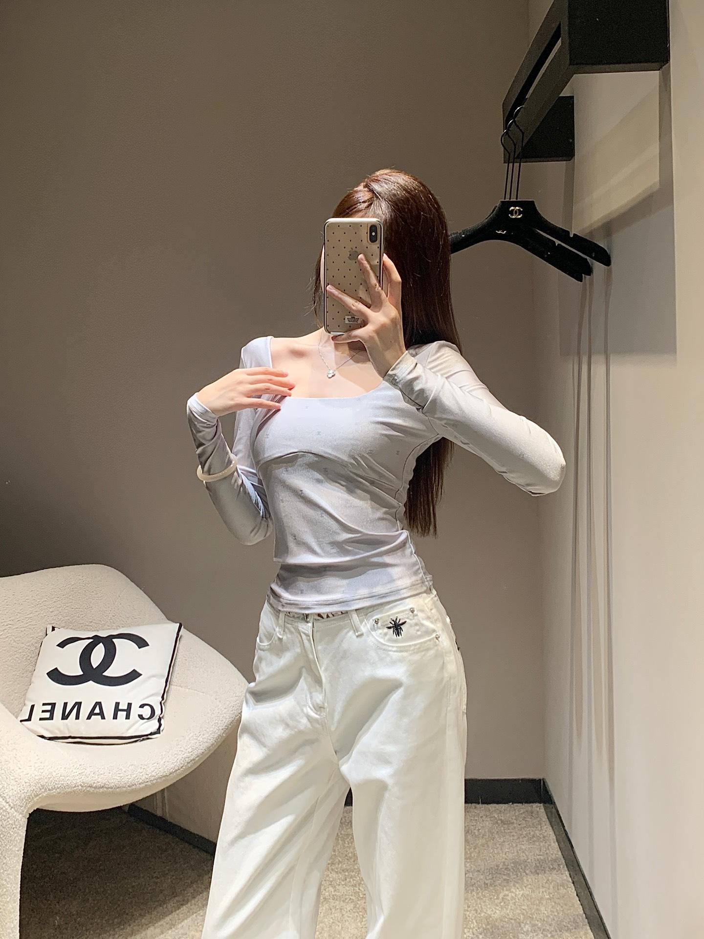 샤넬 스트레치 긴팔 티셔츠  (해외배송)