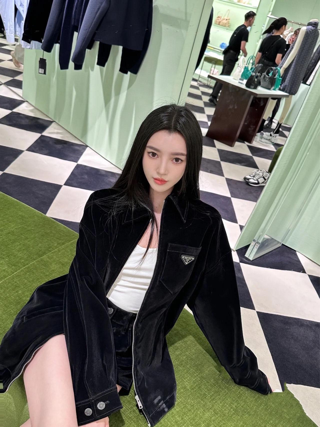 프라다 탑 벨벳 코튼 데님 재킷 (해외배송)