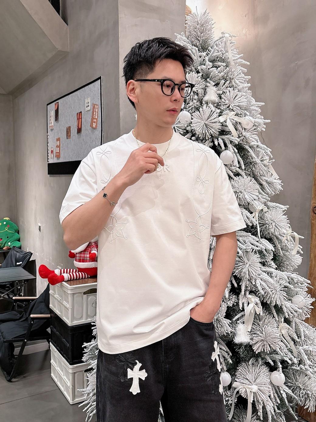 디올 반팔 라운드넥 티셔츠 2컬러 (해외배송)