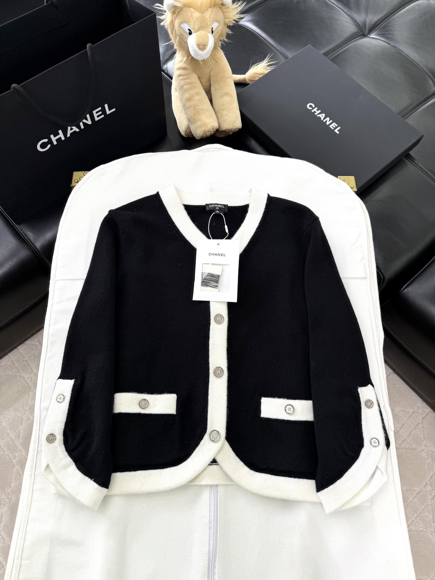 샤넬 25C 슬리브 컨트라스팅 퓨어 울 카디건(정품급 해외배송)