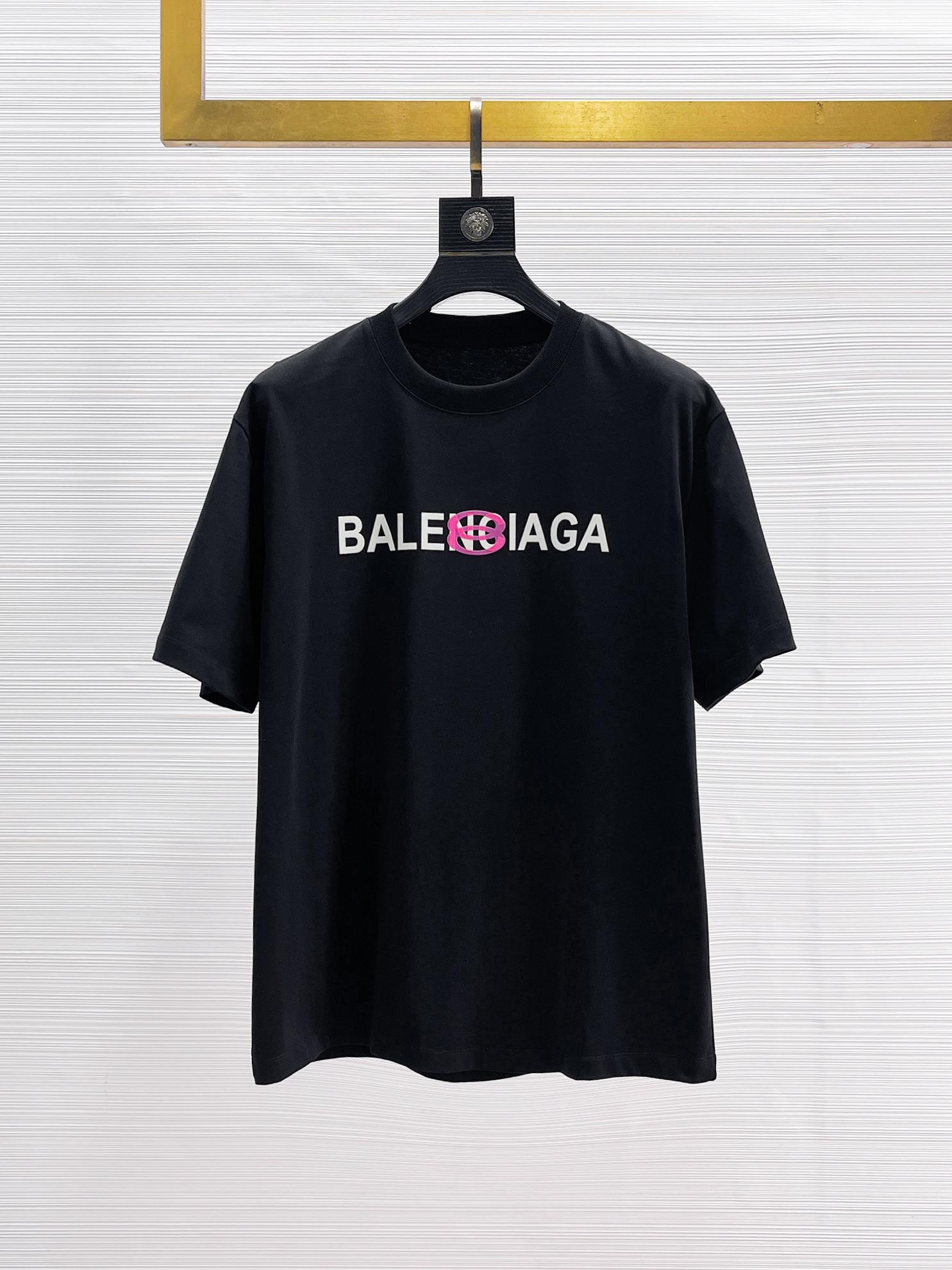 발렌시아가 반팔 라운드넥 티셔츠 (해외배송)