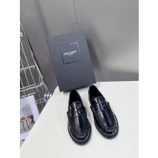 입생로랑 클래식 로퍼 (해외배송)