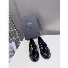 입생로랑 클래식 로퍼 (해외배송)