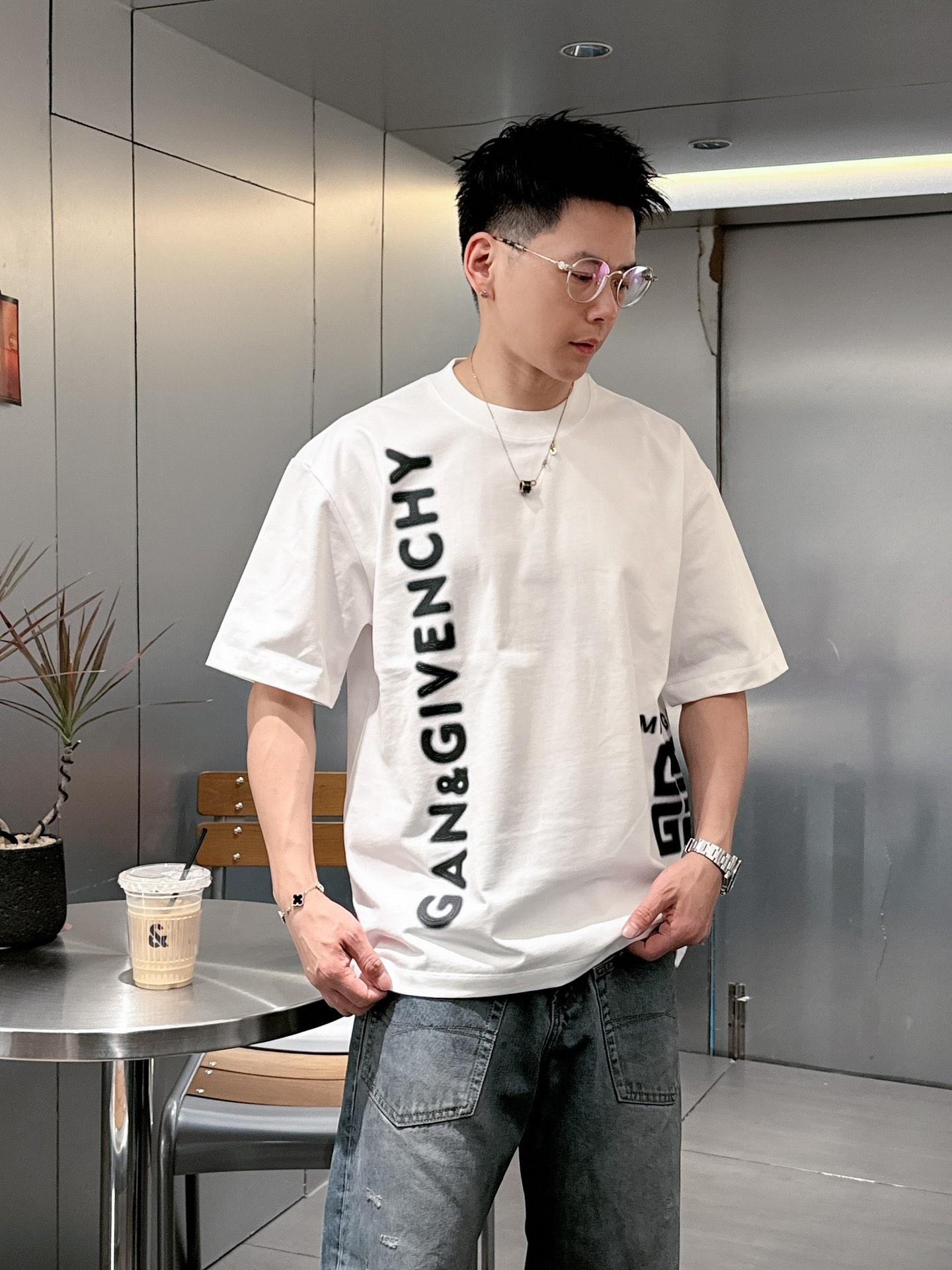 지방시 반팔 티셔츠 (해외배송)