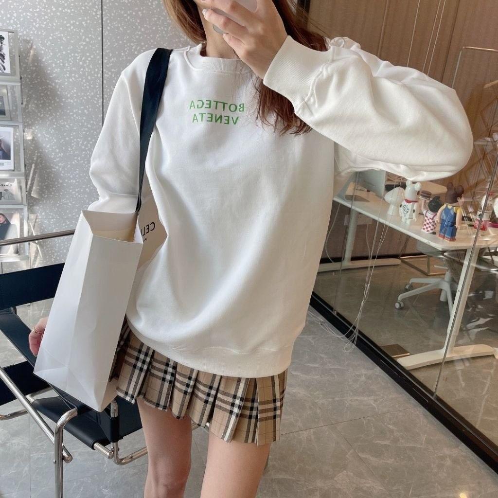 보테가베테가 넥 그린로고 맨투맨 (국내배송)