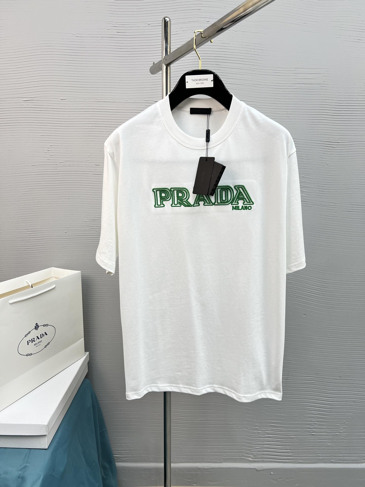 프라다 25ss 반팔 티셔츠 (해외배송)