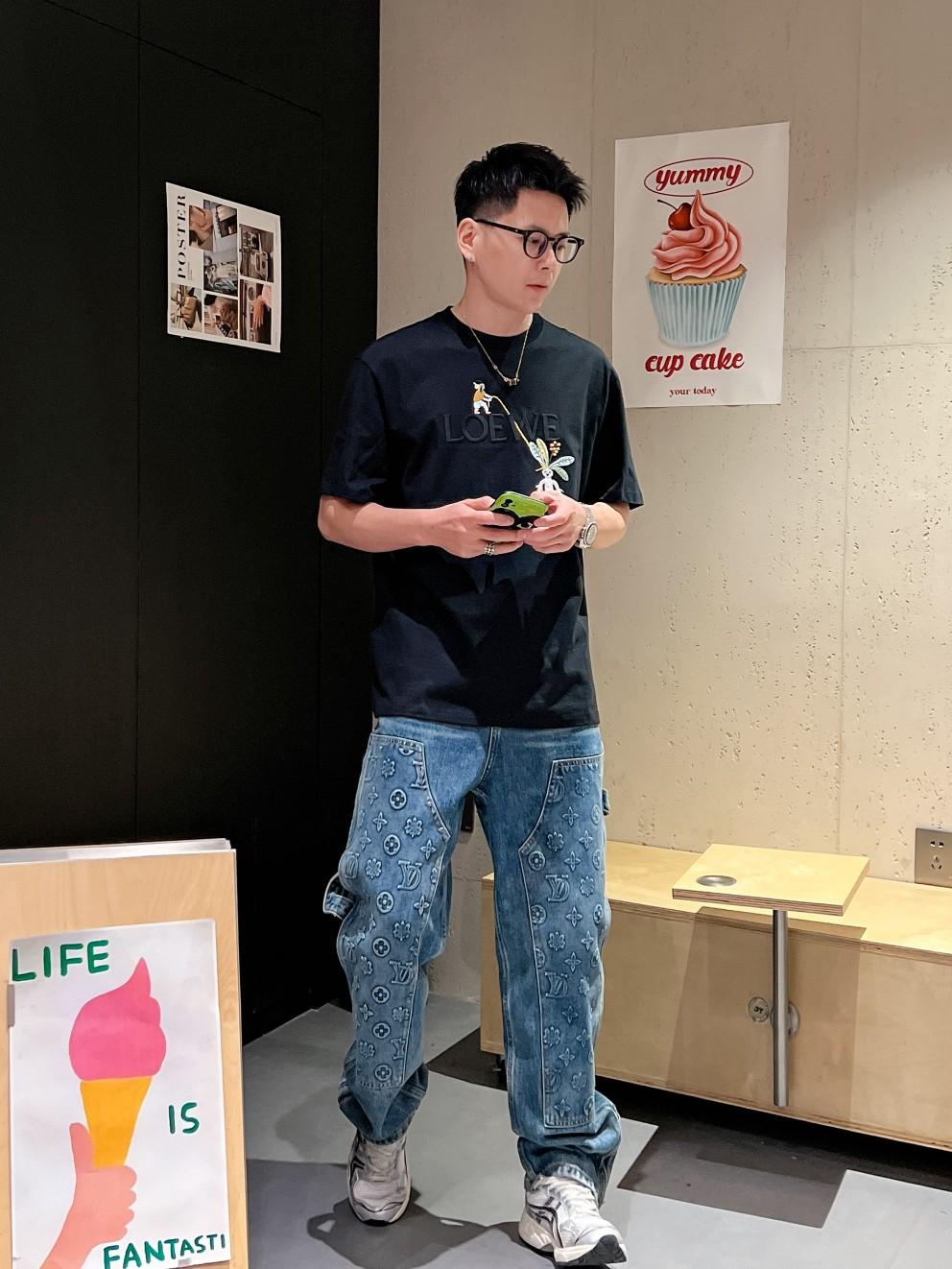 로에베 반팔 티셔츠 (해외배송)