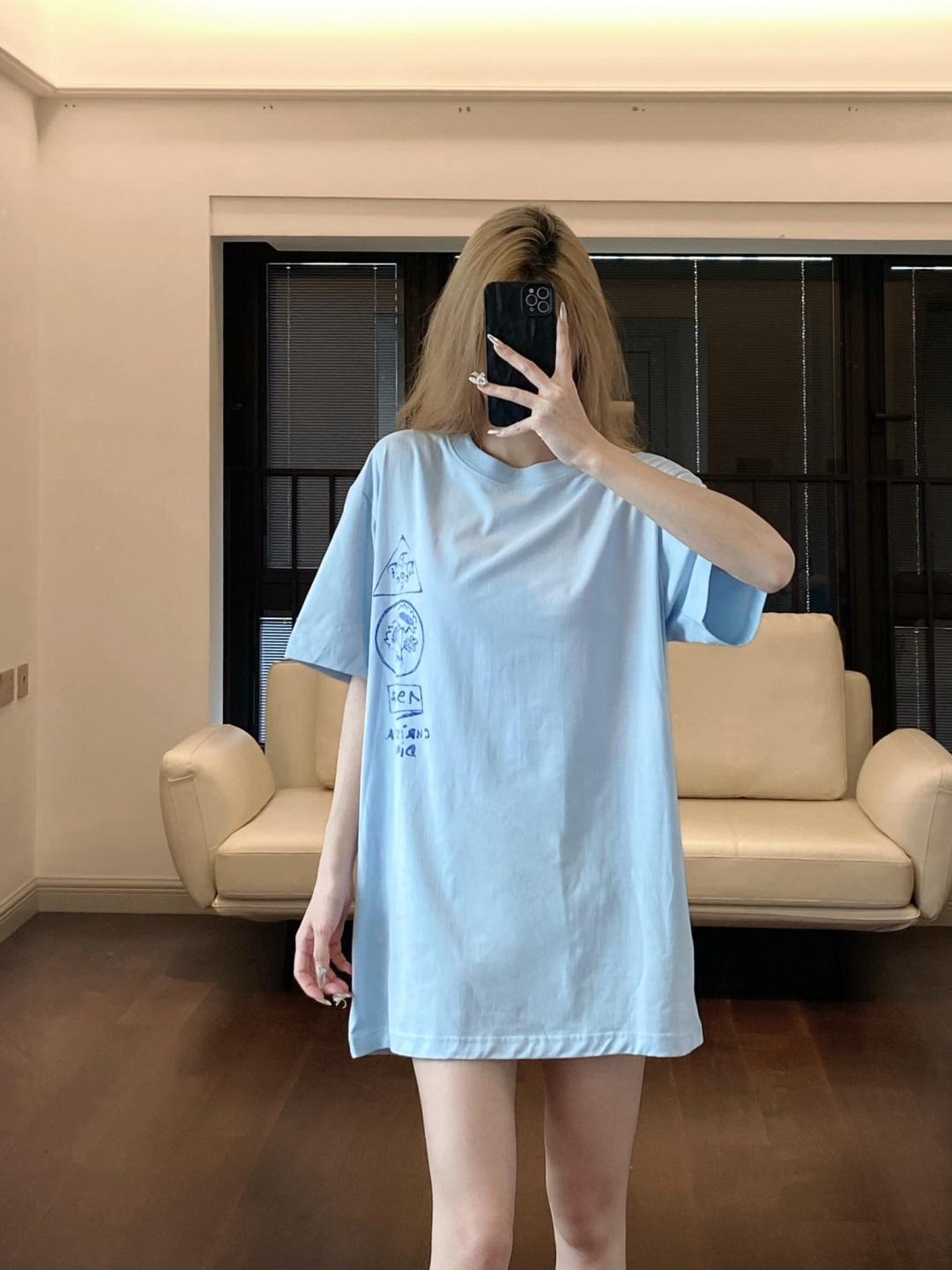 디올 반팔 티셔츠 (해외배송)
