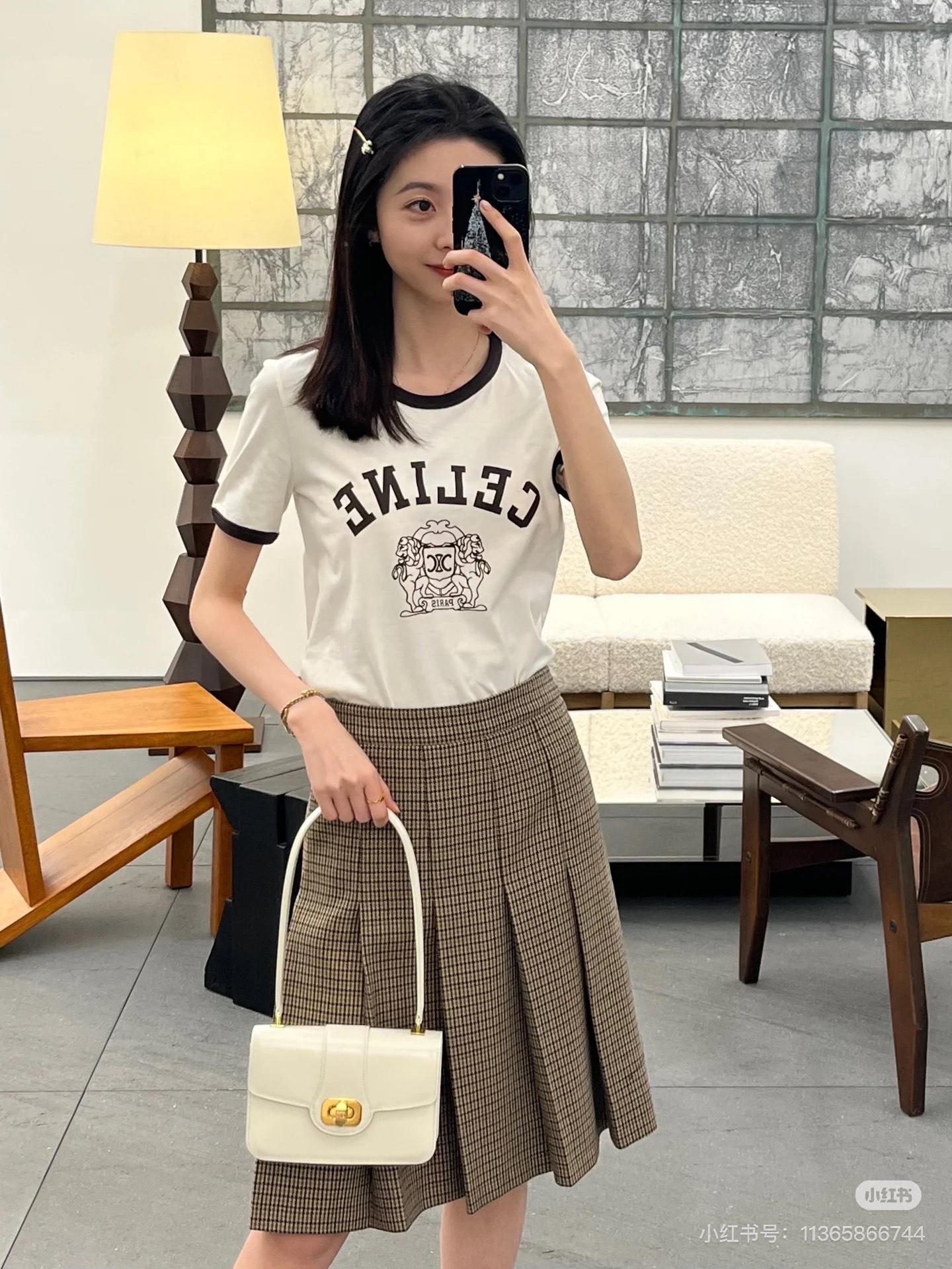 셀린느 반팔 티셔츠 (해외배송)
