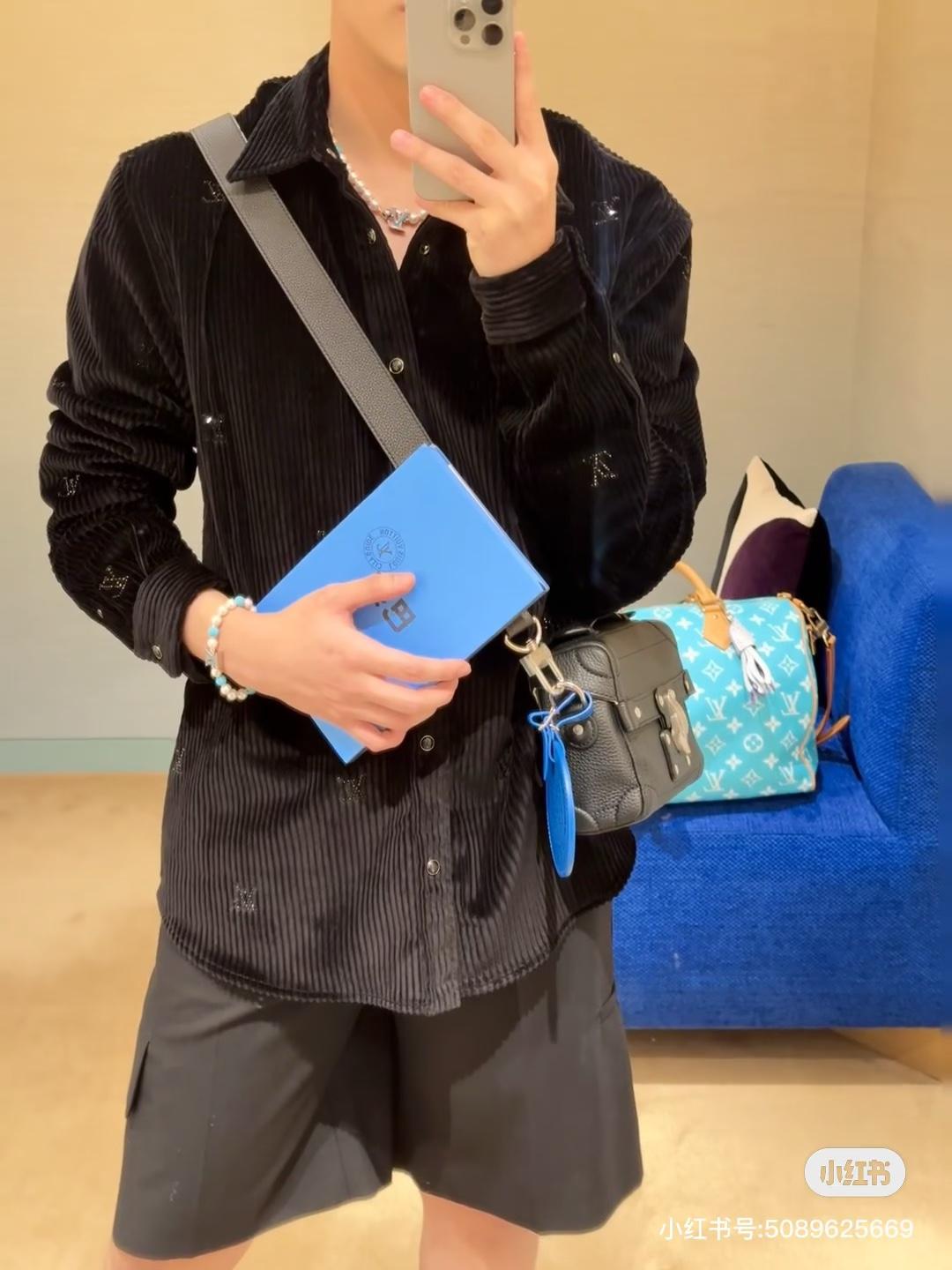 루이비통 2024FW 다이아몬드 로고 셔츠 (정품급 해외배송)
