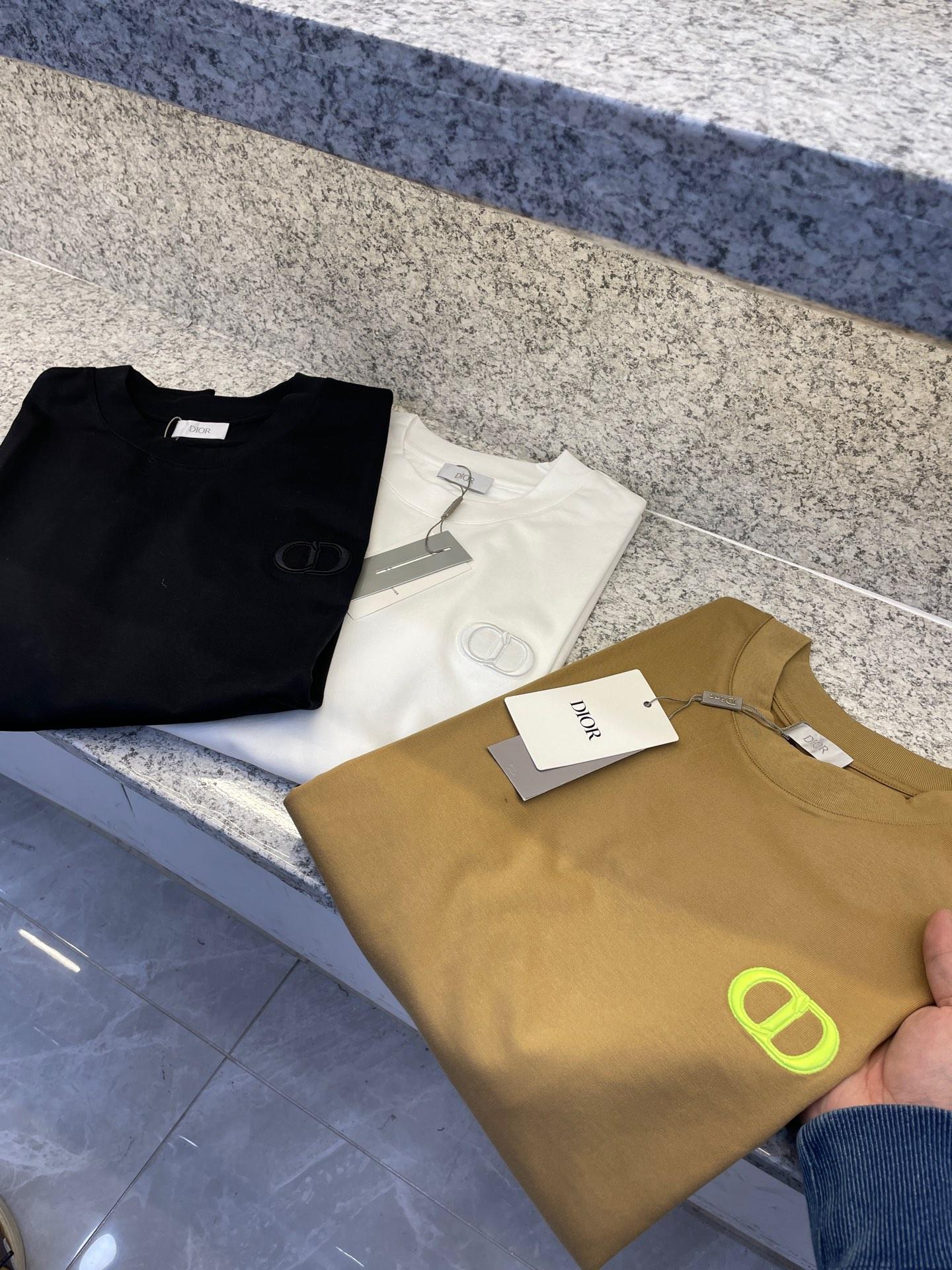 디올 반팔 티셔츠 3컬러 (해외배송)