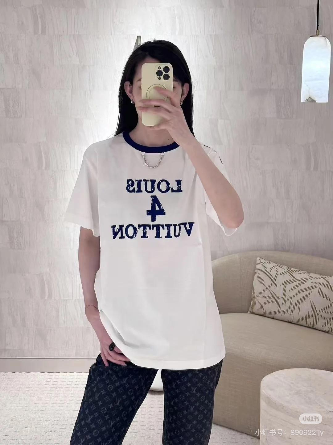 루이비통 반팔 티셔츠 (해외배송)
