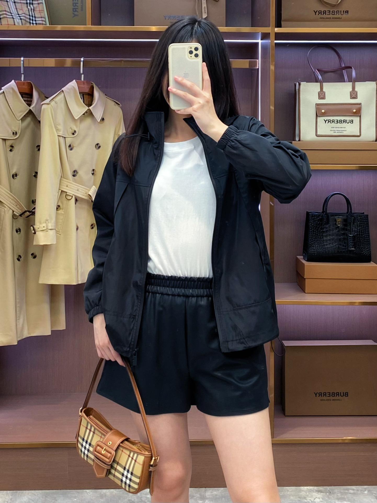 버버리 로고 코튼 블렌드 재킷 (해외배송)