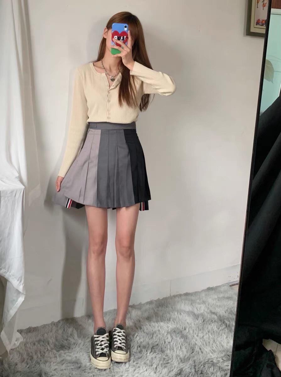 톰브라운 롱 백 콘트라스트 컬러 스티칭 플리츠 스커트 (해외배송)