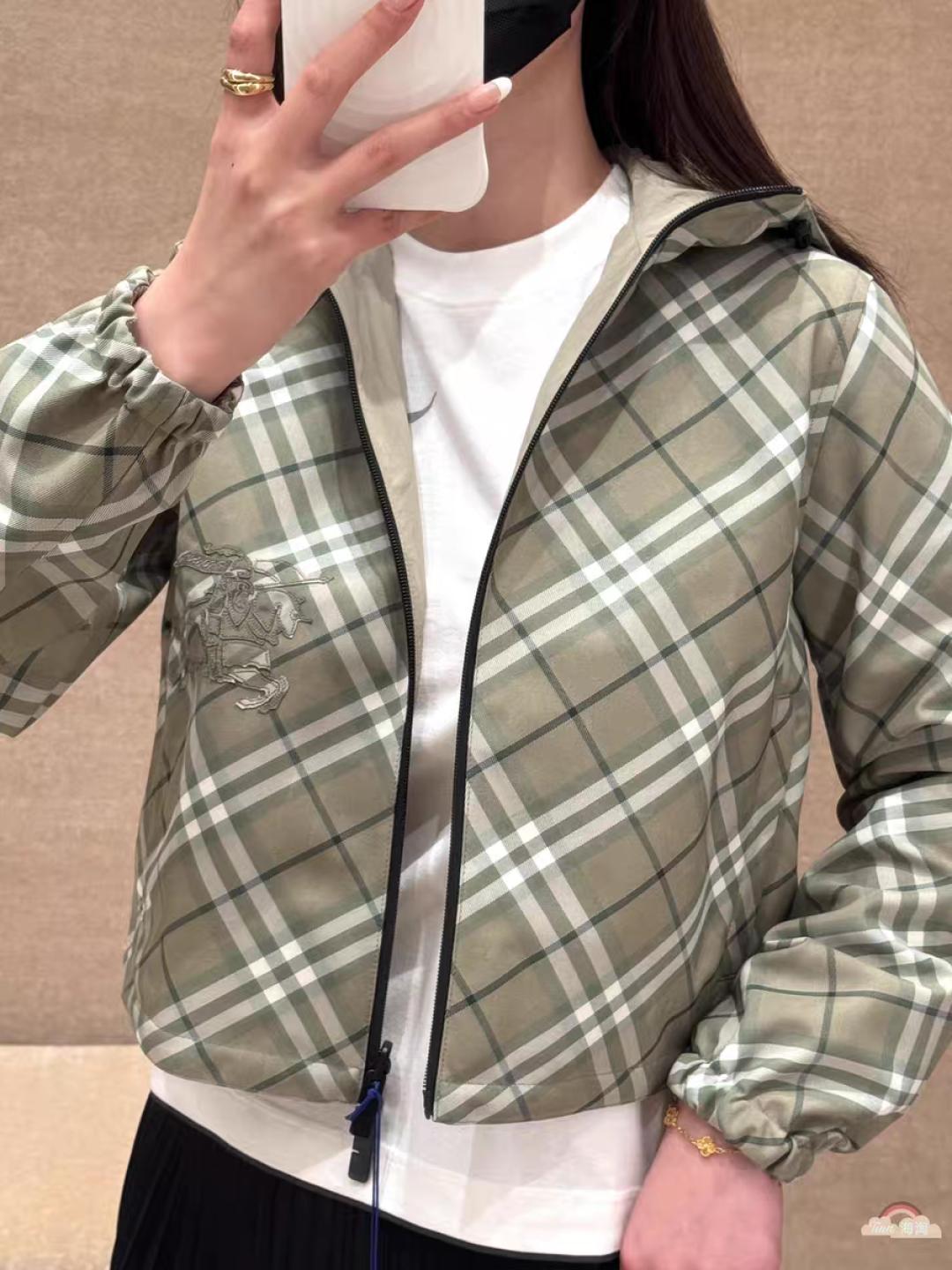 버버리 양면 플레드 재킷 (해외배송)