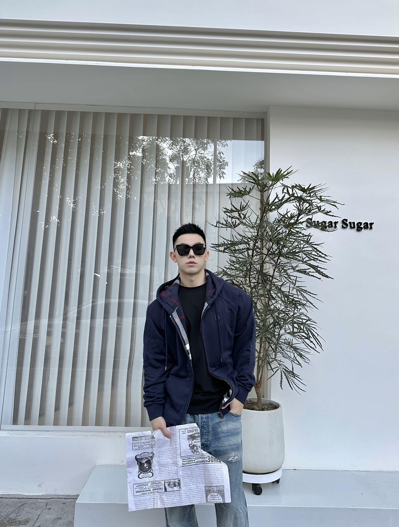 버버리 체크 후드 스웨트셔츠 (해외배송)