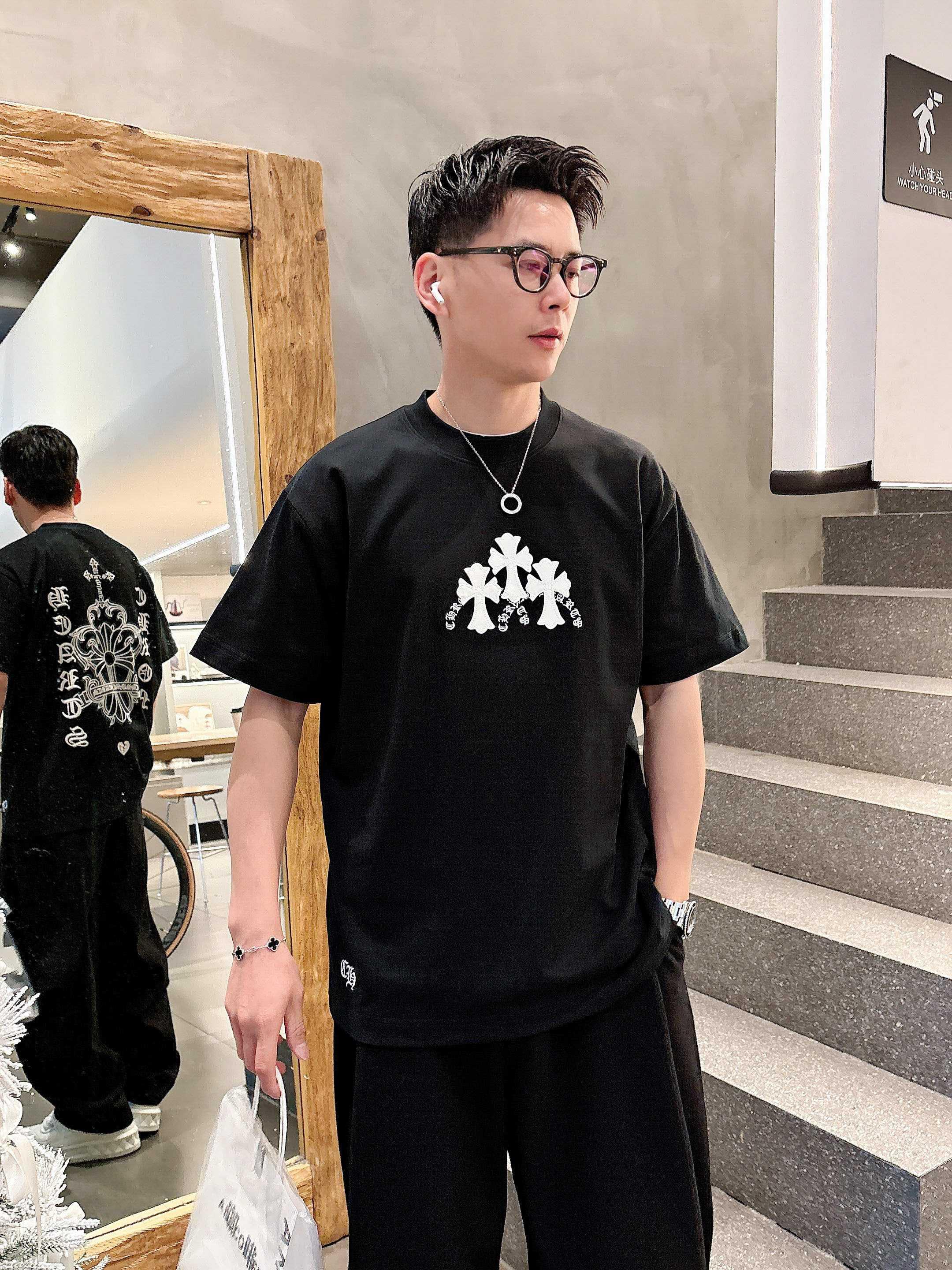 크롬하츠 반팔 티셔츠 (해외배송)