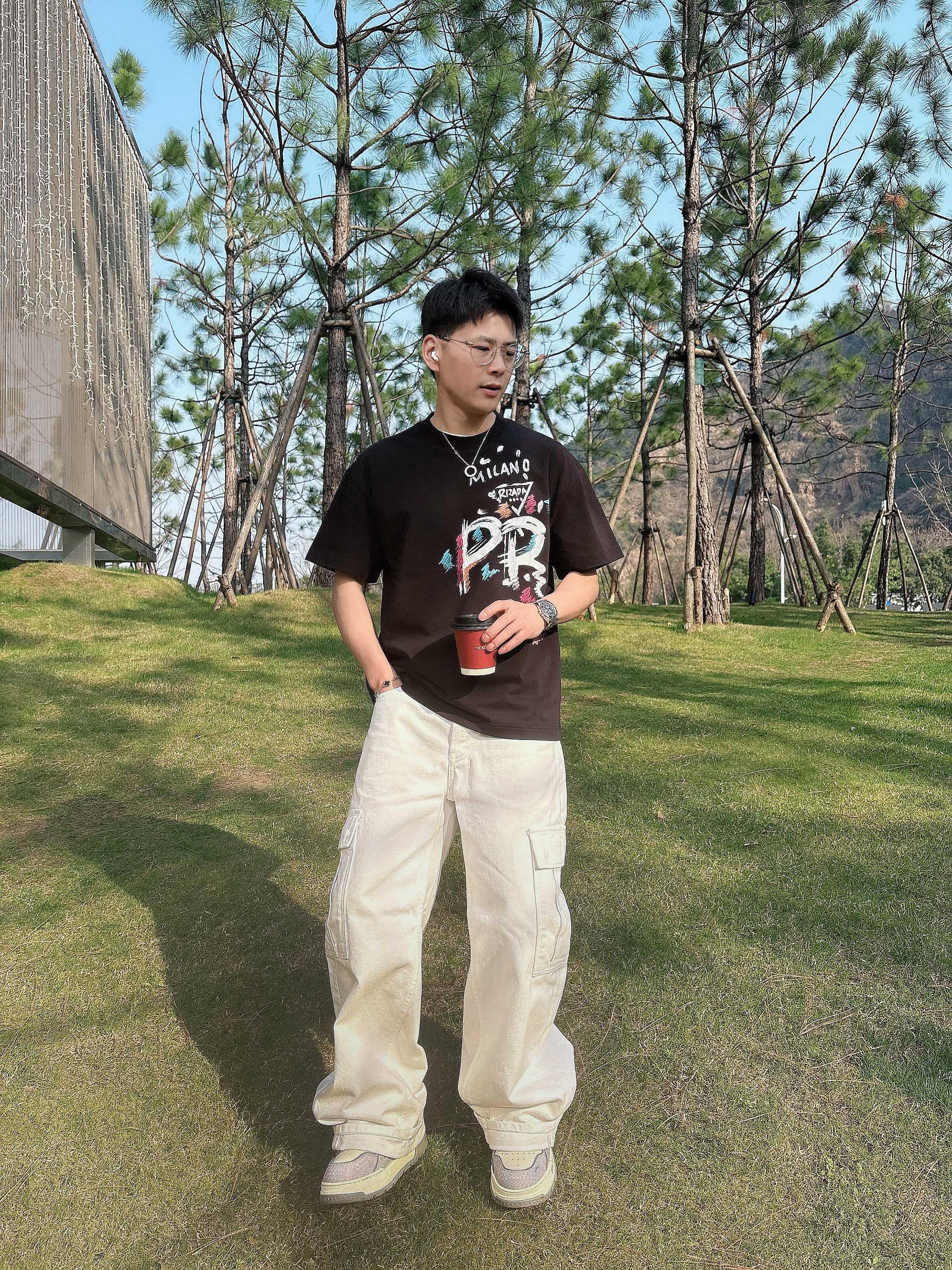 프라다 핸드페인팅 반팔 티셔츠 (해외배송)