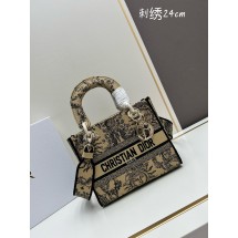 디올 레이디 라이트 백 (해외배송)