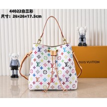 루이비통 NEONOE BB 핸드백 (해외배송)