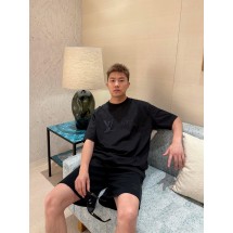루이비통 Lv 무지개색 세로 프린트 반팔 티셔츠 (해외배송)