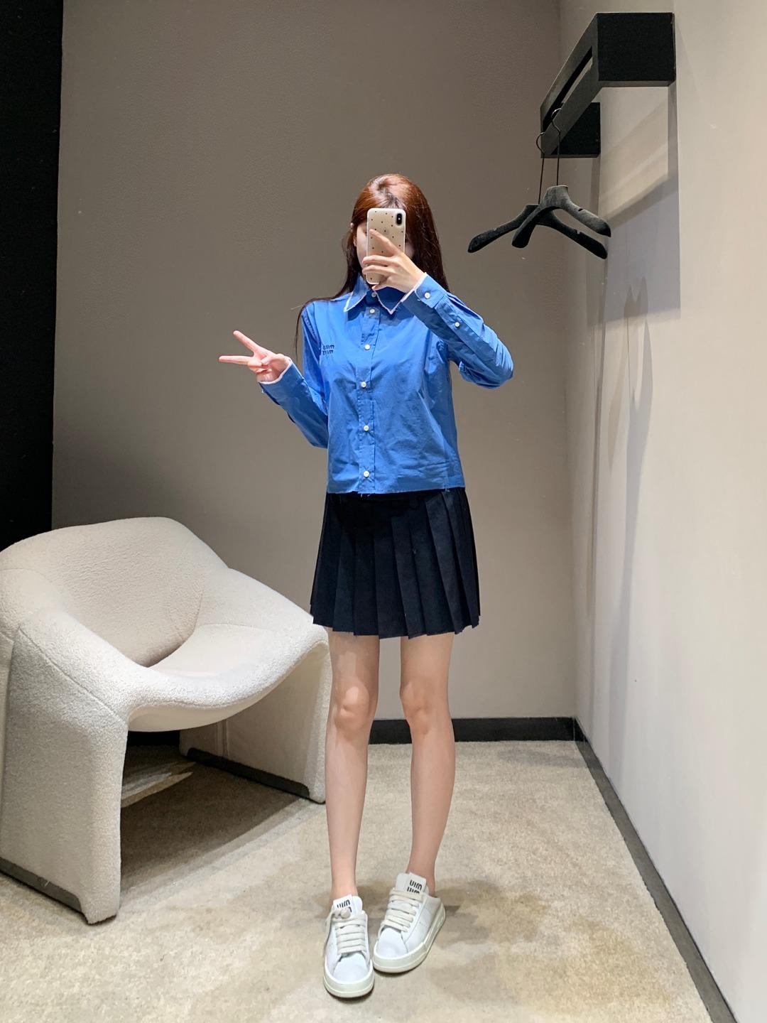 미우미우 라펠 로고 자수 긴팔 셔츠 (해외배송)