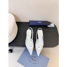 프라다 포인티드 힐 (해외배송)