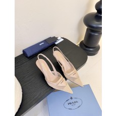 프라다 포인티드 힐 (해외배송)