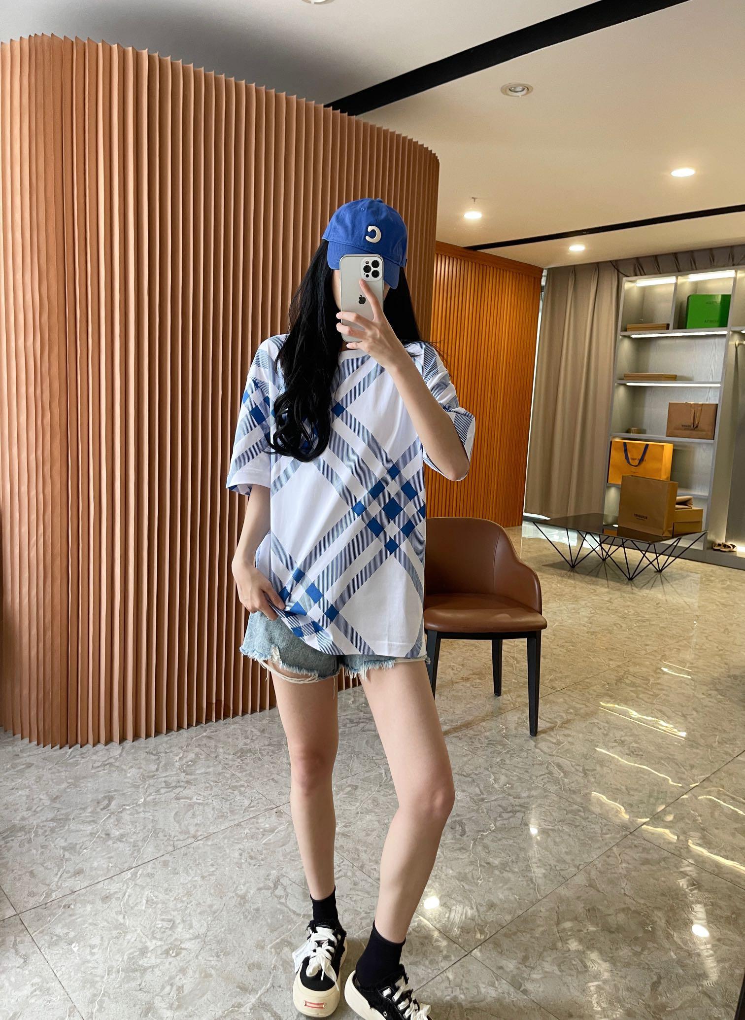 버버리 플레드 코튼 티셔츠 (해외배송)