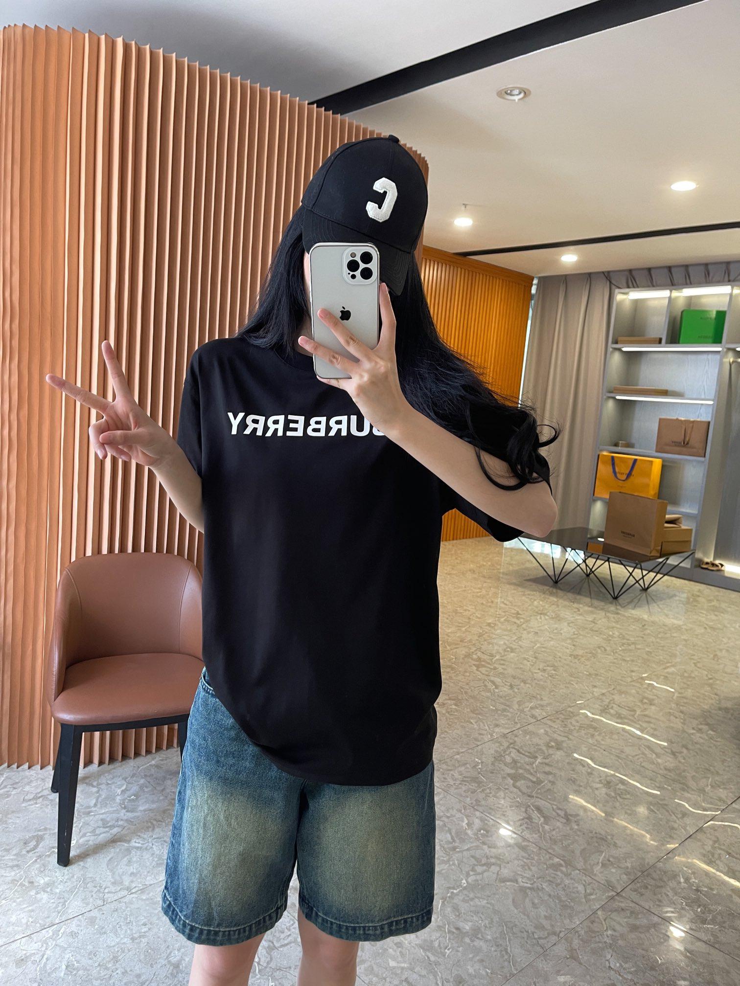 버버리 프린트 레터 반팔 (해외배송)