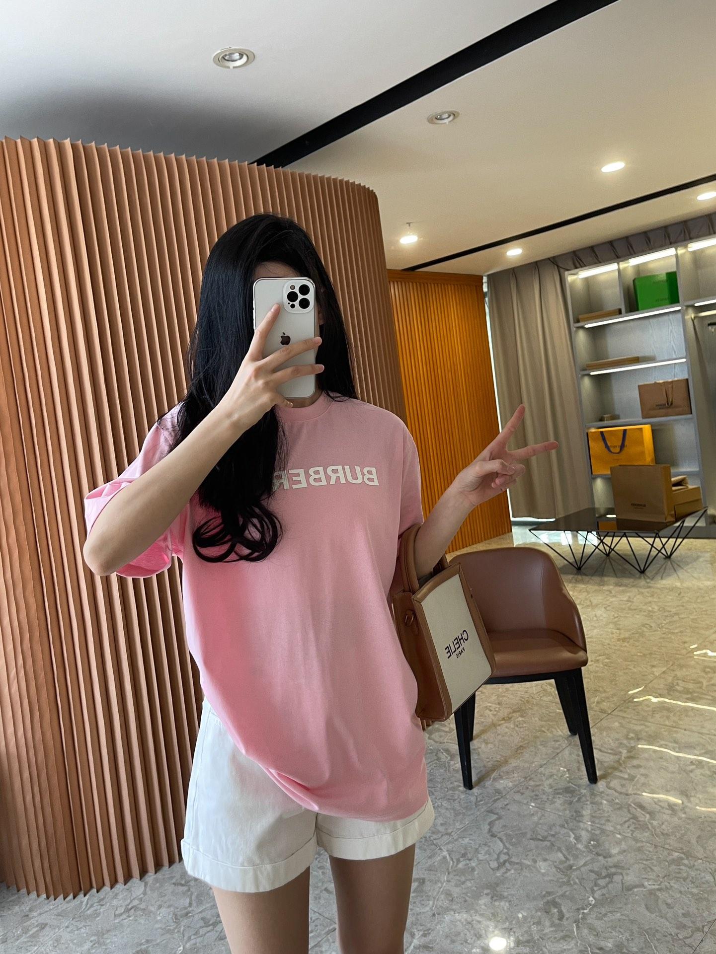 버버리 프린트 레터 반팔 (해외배송)