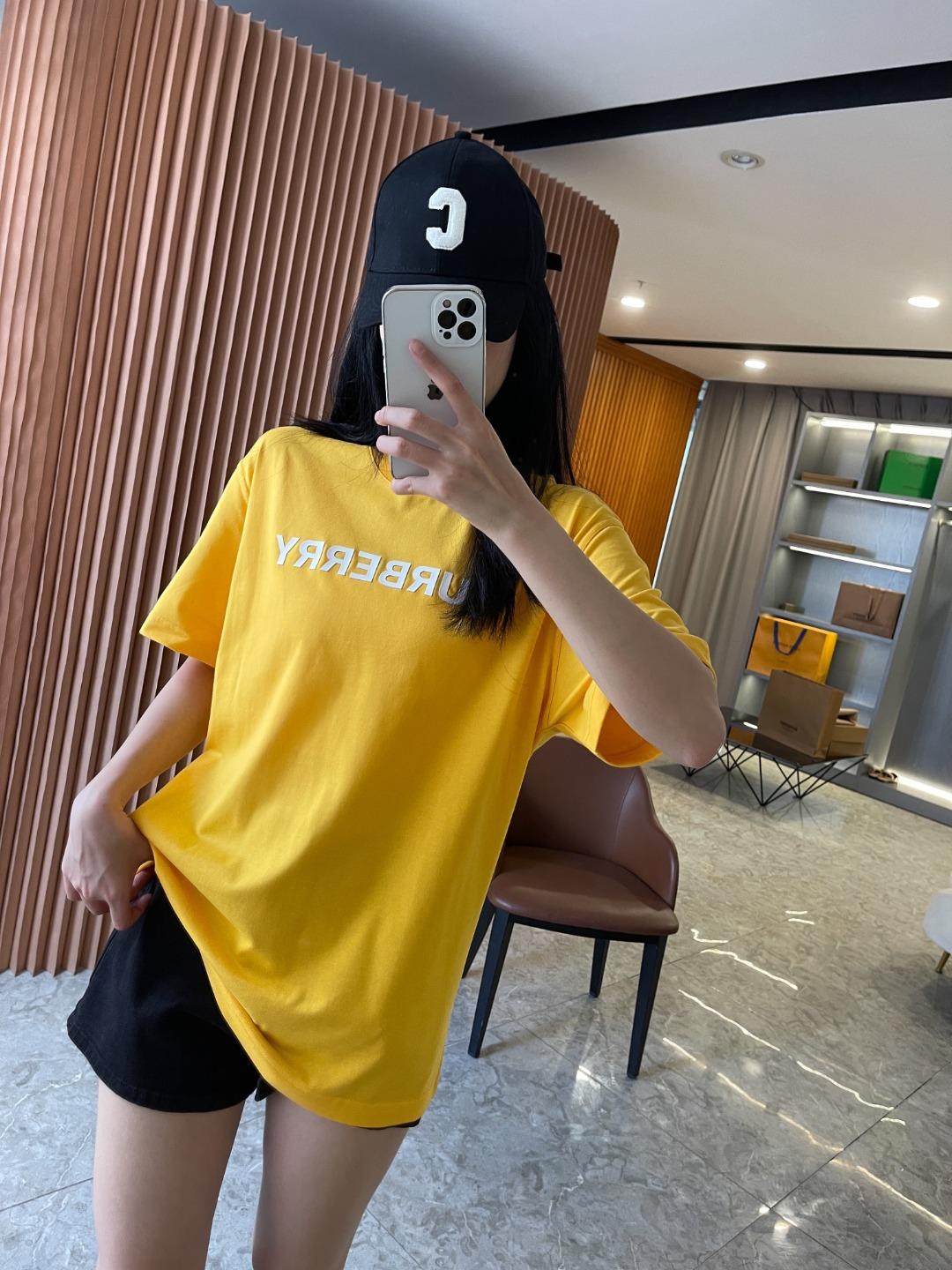 버버리 프린트 레터 반팔 (해외배송)