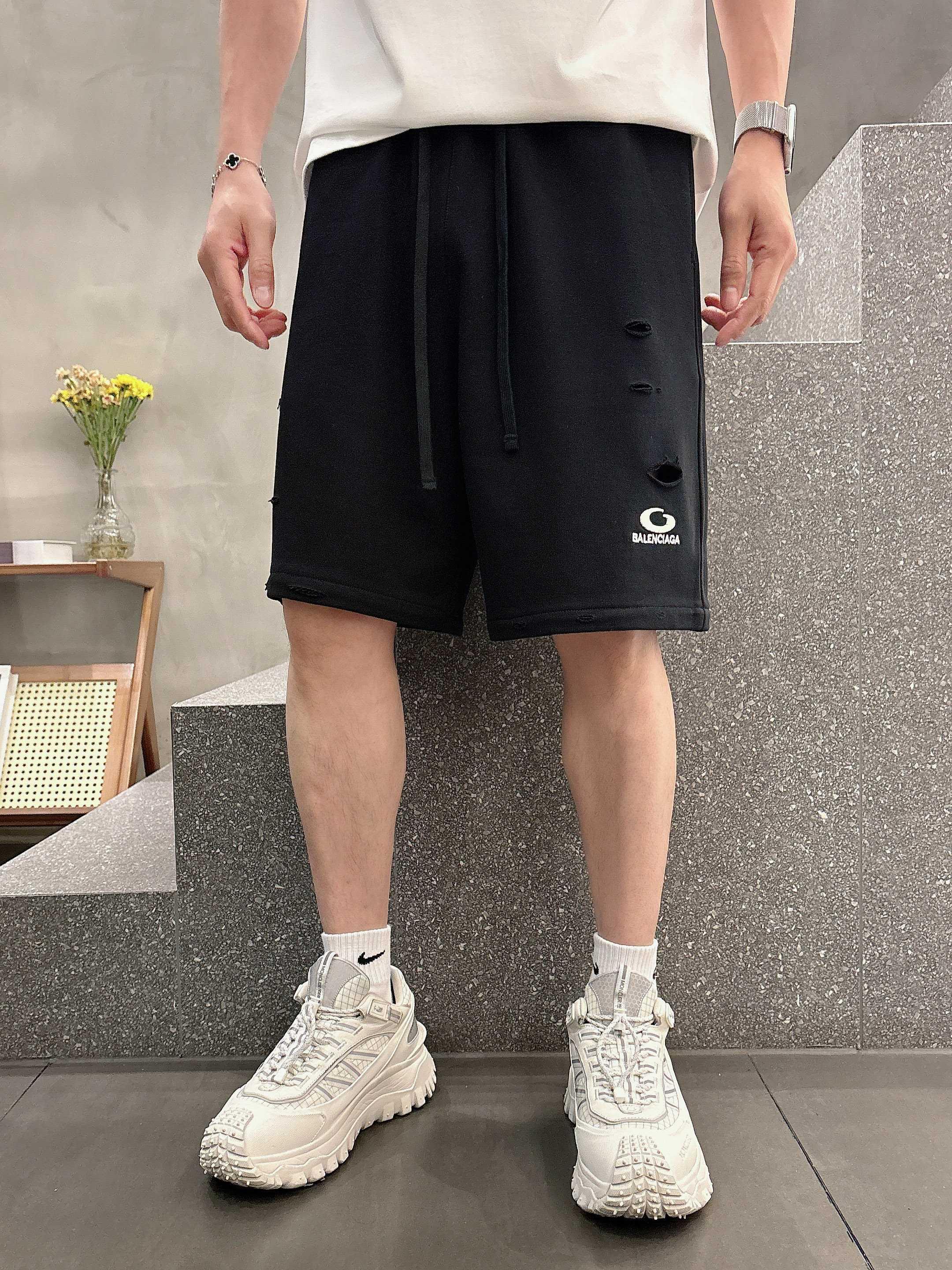 발렌시아가 캐주얼 반바지 (해외배송)
