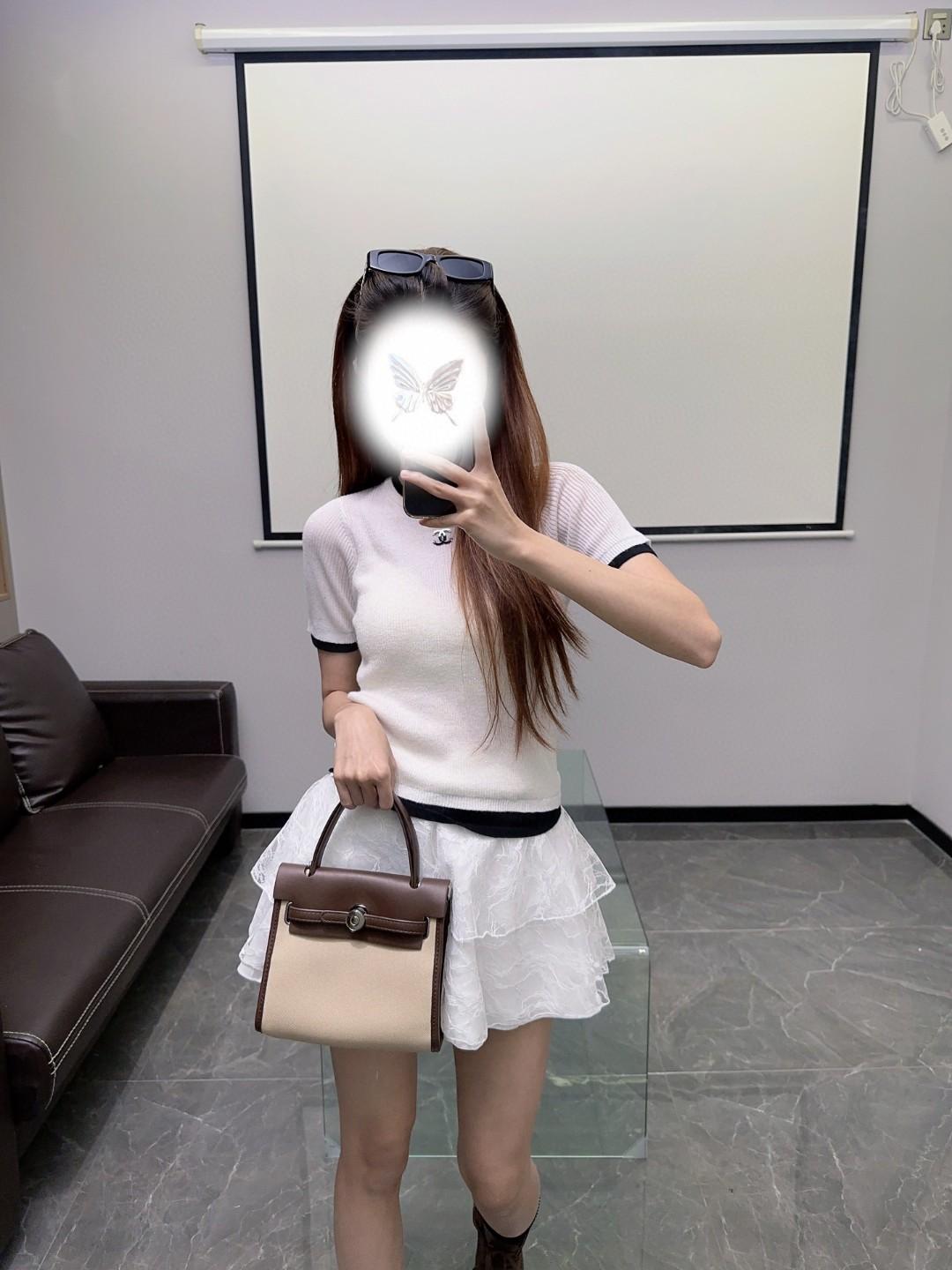 샤넬 페이크 투피스 니트 반팔 (해외배송)