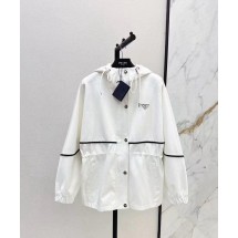 프라다 삼각로고 포인트 (국내배송)