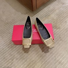 로저비비에 메탈 버클 플랫 슈즈 (해외배송)