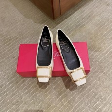 로저비비에 메탈 버클 플랫 슈즈 (해외배송)
