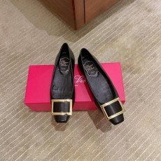 로저비비에 메탈 버클 플랫 슈즈 (해외배송)