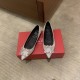 로저비비에 다이아몬드 버클 실크 플랫슈즈 (해외배송)