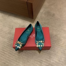 로저비비에 다이아몬드 버클 실크 플랫슈즈 (해외배송)