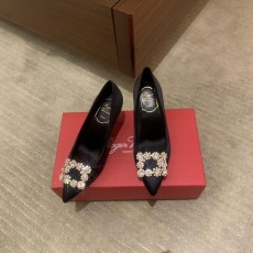 로저비비에 다이아몬드 버클 실크 하이힐 (해외배송)