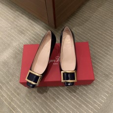 로저비비에 사각버클 에나멜 가죽 슈즈 (해외배송)