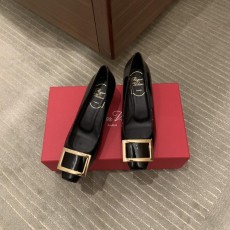 로저비비에 트롬펫 힐 (해외배송)