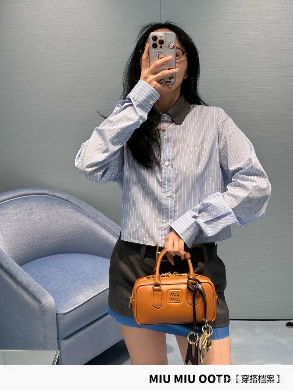 미우미우 25 초봄 최신 스트라이프 반팔 셔츠 (해외배송)