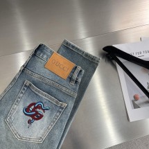 구찌 뱀의 해 프린트 데님 팬츠 (해외배송)