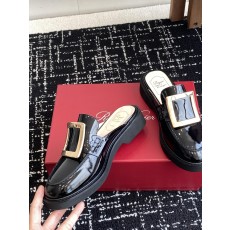 로저비비에 스퀘어 버클 하프 슬리퍼 (해외배송)