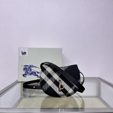 버버리 로킹 홀스 숄더백 (정품급 해외배송)