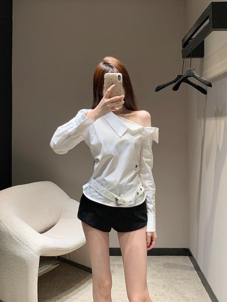 디올 25SS 신상품 봄 여름 벌 자수 오프숄더 플리츠 벨트 반팔 셔츠 (해외배송)