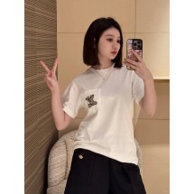 루이비통 포켓 자수 라운드넥 반팔 티셔츠 (해외배송)