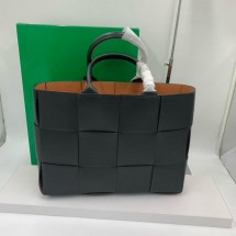 보테가베네타 아르코 토트 (특급판) (국내배송)